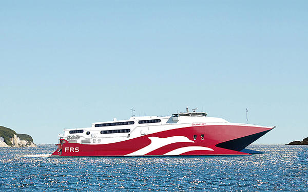 High-Speed-Katamaran FRS Königslinjen zwischen Schweden und Rügen.