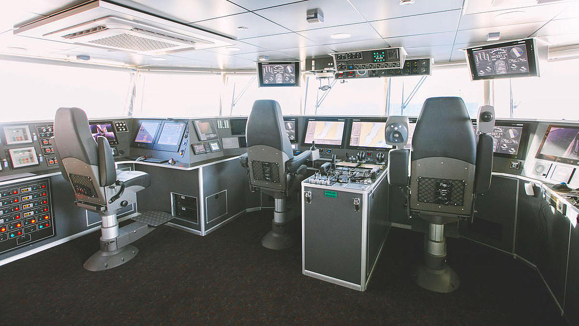 cockpit of our vessle "Halunder Jet".