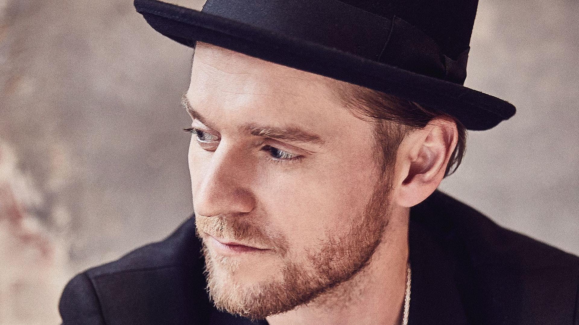 Singer and Songwriter Johannes Oerding.