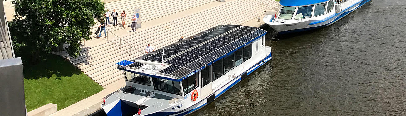 Solar ferries "Suenje" and "Hanseblick" in Wolfsburg.