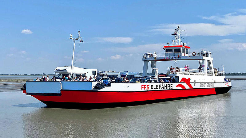 The vessel "Ernst Sturm" from the side on the water.